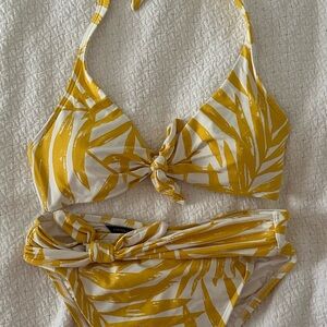 Yellow & White Leaf Print Bikini, Medium